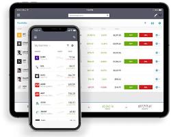 Image of eToro crypto trading app