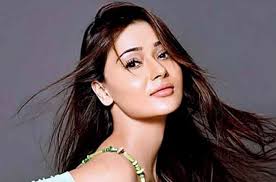 Sara Khan who is currently playing Shalu Pandey in Life OK&#39;s Junoon - Aisi Nafrat Toh Kaisa Ishq (Beyond Dreams Productions) is a busy actress who has no ... - Sara-Khan