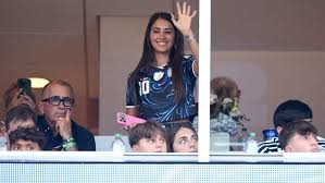 From Messi's Baby Tee to World Cup Glory: How Antonela Roccuzzo Redefined the Ultimate Power Couple Dynamic