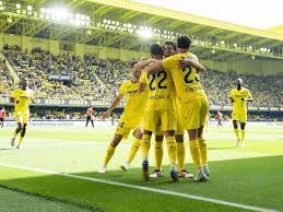 El Villarreal llega a Pamplona para retomar la buena racha