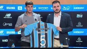 Amuzu desfalca o Grêmio por problema com visto de trabalho; veja relacionados