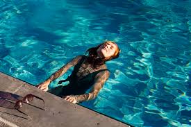 Résultat de recherche d'images pour "valley of love"