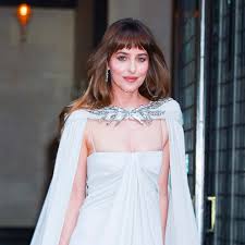 Dakota Johnson’s New “Glossed Espresso” Hair Color Is The Chicest Fall Transformation