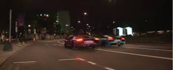 Resultado de imagen para carreras de autos en calles
