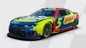 Two teams pay tribute to NASCAR champion