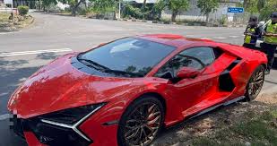 Gagal perbaharui LKM, JPJ sita Lamborghini Revuelto bernilai RM2.3 juta
