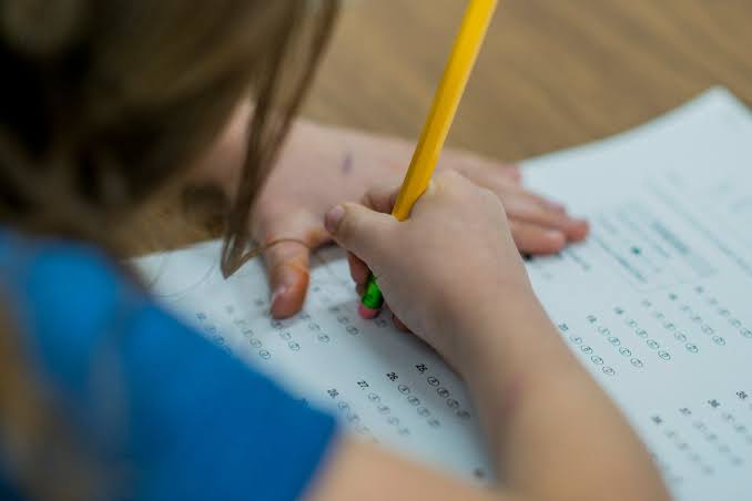 Even teacher unions respond to incentives, pushing for reforms that improve student achievement; pilot program serves 17,000 students.