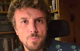 Procurador do Acre e professor sofrem episódio de homofobia em aeroporto