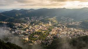 A cidade mineira que lidera a qualidade de vida no estado cresceu dentro de um vulcão que colapsou há 80 milhões de anos