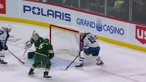Jonathan Toews Achieves 900th NHL Point