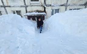 Históricas nevadas en Rusia dejan la muerte de dos personas