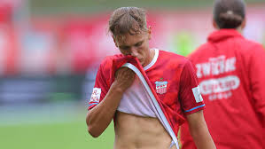 Kicker - News update
