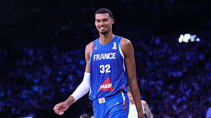 Wemby taille patron, une belle prestation défensive : les Bleus tout sourire — Eurosport