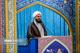 تذکر حاجی علی‌اکبری به شعاردهندگان در نماز جمعه تهران