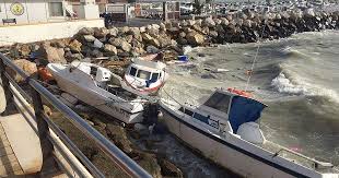 Resultado de imagen de temporal ayer en cádiz.