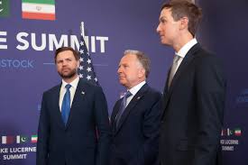 Trump threatens Iran over Hormuz as JD Vance holds peace talks