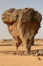 This incredible Hedgehog Rock Formation is found in Tᴀssili n'Ajjer National Park, Libya. It's a testament to the power of wind and water erosion. The Hedgehog Rock Formation in Libya, also known