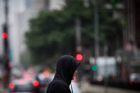 Tempo continua frio em São Paulo nesta quinta (22)