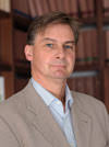 Seit 1995 ist Rechtsanwalt <b>Ralf Luthe</b> durchgehend Leiter der örtlichen <b>...</b> - ralfluthe_100