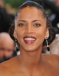 ... gorgeous…. She wore a red Elie Saab dress and we love it….Do you notice something in the picture?? yes… her beautiful lips… If you are tanned or brown ... - noemie-lenoir3