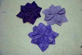 Résultat de recherche d'images pour "3-D fabric flowers quilt patterns"