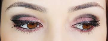 Resultado de imagem para MAQUIAGEM VULT