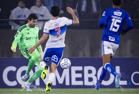 Cruzeiro aceita proposta de R$ 148 milhões para vender o goleiro Otávio