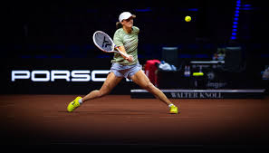 Iga Swiatek Reaches Madrid Open Round of 16, Faces Diana Shnaider