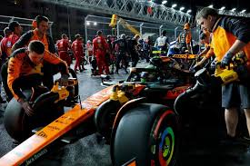 Lando Norris et Oscar Piastri disqualifiés du Grand Prix de Las Vegas, Max Verstappen relancé dans la course au titre