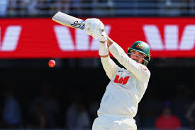 Starc’s unbeaten 46 extends Australia’s lead to 116 on Day 3 of 2nd Ashes test