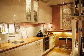  مطابخ عمليه للمساحات الصغيره ونصائح لتنظيمها   Small kitchen        Images?q=tbn:ANd9GcTAIikOCWWk3F_cHDHQkQHGXEw_gCvK6bZOM-gFiEgCogzgDilGzg