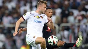 Stellies Star to Pirates? Transfer Drama Hits PSL Deadline Day! - Imagen principal del artículo