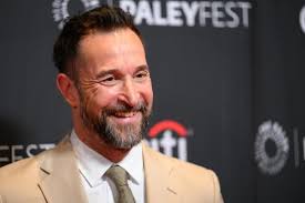 Noah Wyle and 'The Pitt' team on the show's finale, dream ...