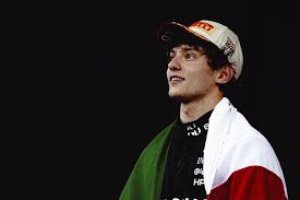 F1: Antonelli garante que está mais forte mentalmente