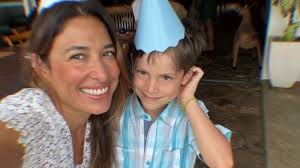 Com guarda compartilhada, Giselle Itié publica clique raro do filho ao comemorar 6 anos do filho, Pedro Luna