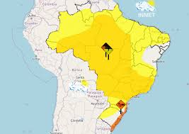 Frente fria aumenta risco de temporais no Sudeste e Centro-Oeste nesta segunda-feira; confira previsão