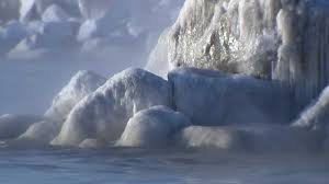 Dangerous cold in Milwaukee not stopping people from going outside
