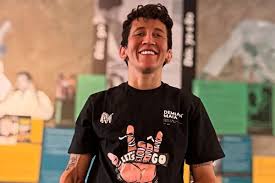 UFC 321: ¿Dern vs. Jandiroba, una pelea por el título 'insignificante'? - Imagen principal del artículo