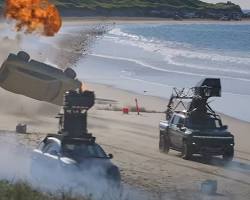 Image of car chase scene in The Fall Guy