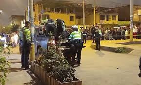¡Horror en VES! Mujer Asesinada a Balazos en Plena Calle. ¡Impactante!