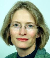 Dezember 2004: Tanja Scheer Hochschullehrerin für Alte Geschichte. - 330_scheer