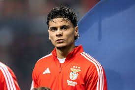 Richard Ríos é séria preocupação para o Benfica em Famalicão