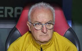 Torcida do São Paulo manda recado a Dorival Jr após derrota para o Remo
