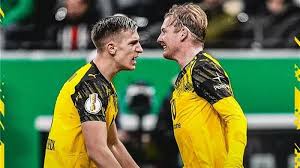 بوروسيا دورتموند ضيفًا علي أوجسبورج في البوندسليجا وسباق نحو القمة