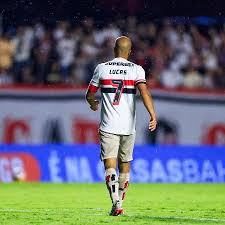 São Paulo: Lucas Moura é relacionado para enfrentar o Galo na Arena MRV