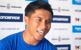 COM – Status pemain bintang yang disandang oleh Noh Alam Shah, ternyata belum mampu dibuktikannya sejak ia resmi berkostum PSS Sleman. - Noh-Alam-Syah-atau-Along