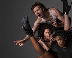 performing arts stage vulnerability emotional acting contemporary dance theatre resmi