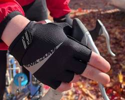 Cycling gloves