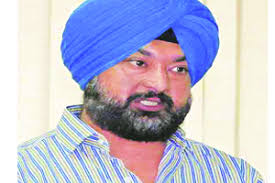 Putting all speculation to rest and beating his competitors, councillor Ravinder Pal Singh was on Monday named as the Congress choice to contest the post of ... - M_Id_192857_Mayor__Ravinder_Pal_Singh_
