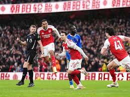 مباشر الدوري الإنجليزي - ولفرهامبتون (1)-(2) أرسنال.. جووووول تقليص الفارق